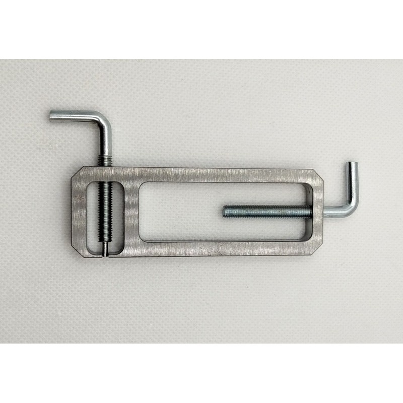 Clavador/Extractor de piñones